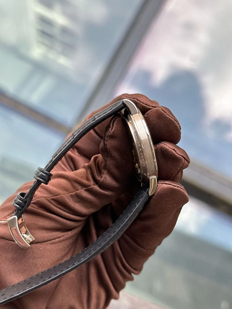 Box and Extract from Archives